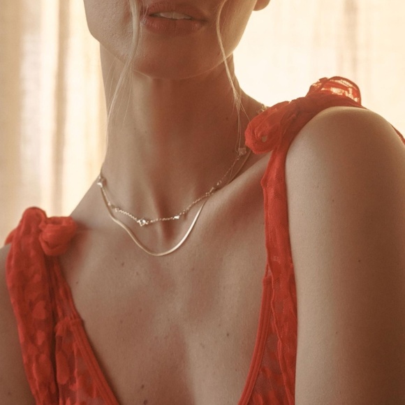 NWT Anthropologie Bow-Shoulder Flocked Heart Bodysuit  Small - Picture 7 of 8